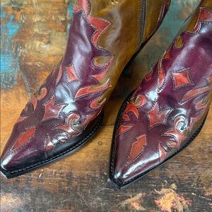 Jo Ghost TANYA leather ankle boots in brown, wine and burnt orange leather. New